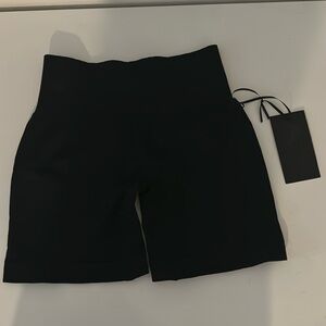 New workouts high waist shorts